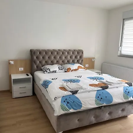 Apartment Apartman Arandelovac